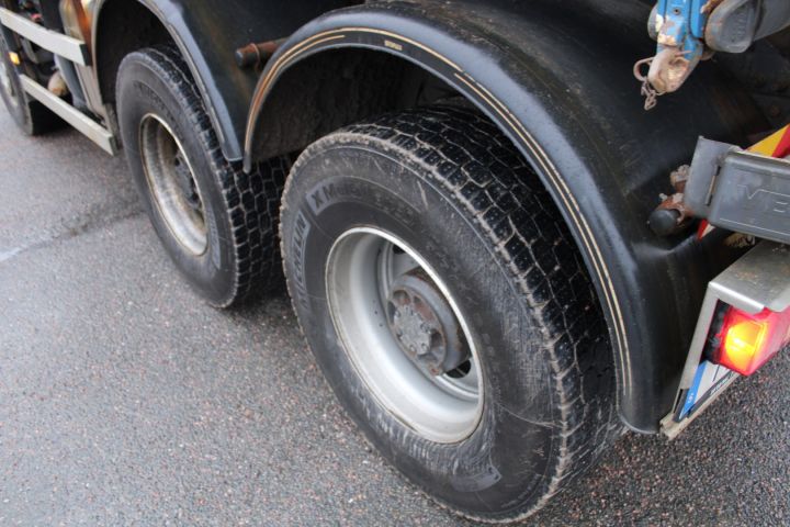 626492-21 Tipper truck Volvo FM 440 6 * 4 -2008 (315730km)