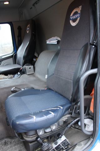 626492-27 Tipper truck Volvo FM 440 6 * 4 -2008 (315730km)