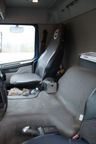 626492-28 Tipper truck Volvo FM 440 6 * 4 -2008 (315730km)