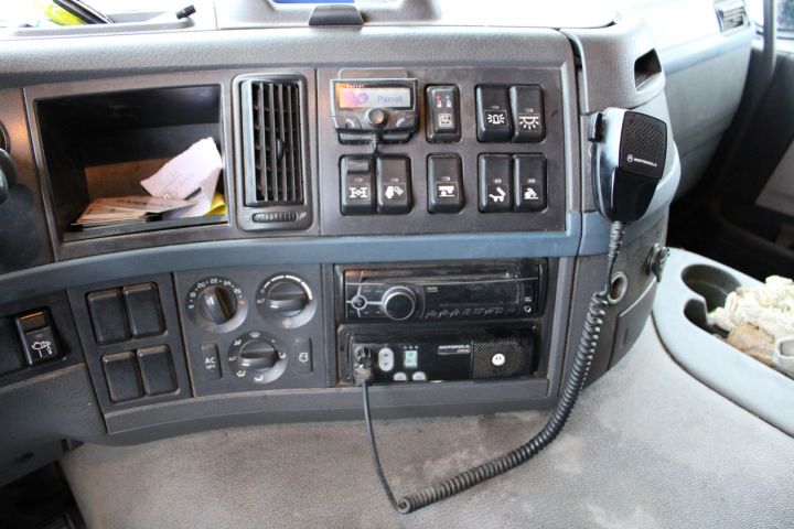 626492-31 Tipper truck Volvo FM 440 6 * 4 -2008 (315730km)