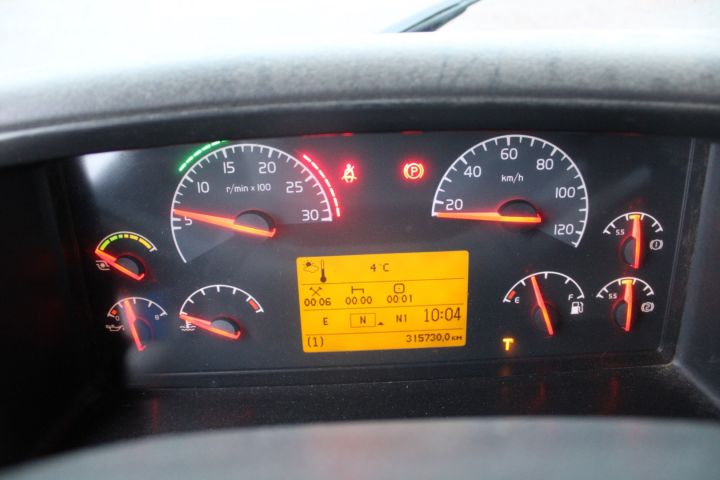 626492-32 Tipper truck Volvo FM 440 6 * 4 -2008 (315730km)