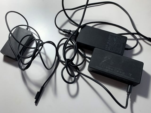 560486-12 Microsoft Surface Pro 7, 2-in-1 PC