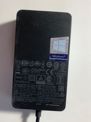 560486-17 Microsoft Surface Pro 7, 2-in-1 PC