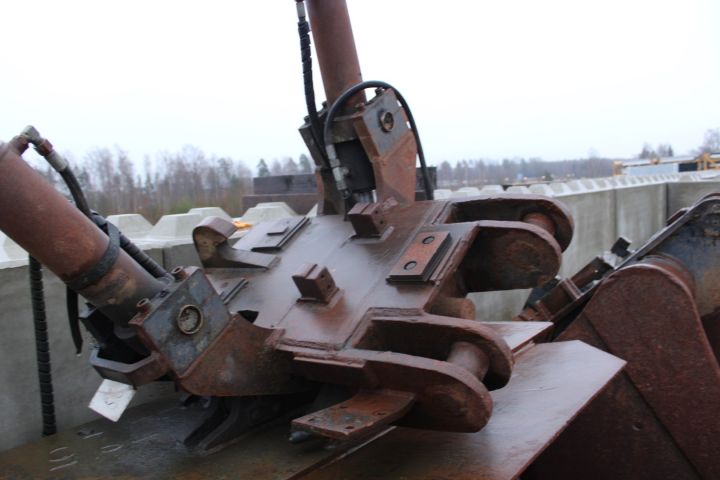 625995-3 Hydraulisk planskopa, bredd 1700mm, B30-fäste