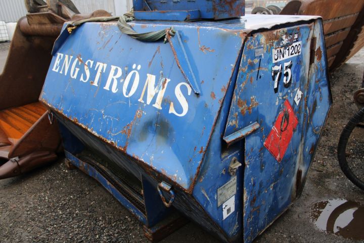 626018-1 Farmartank 1500 liter, besiktad till 2022