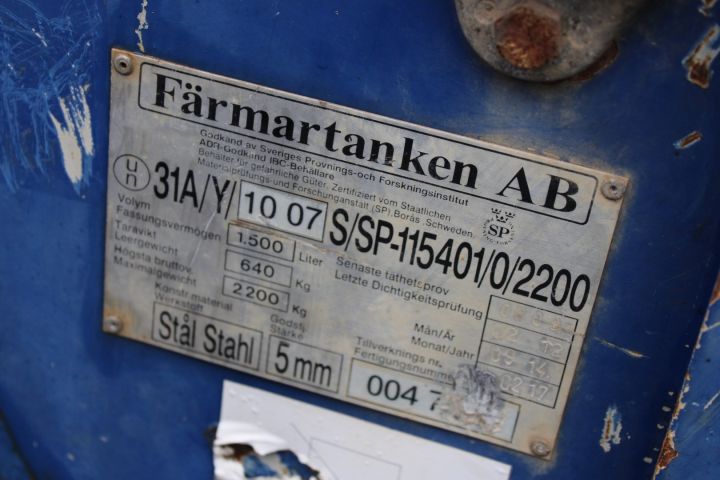 626018-5 Farmartank 1500 liter, besiktad till 2022