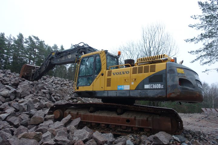 Crawler excavator Volvo EC360B LC - PS Auction - We value the future ...