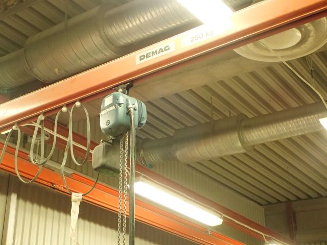 520236-2 Telfer system roof (Object expired)