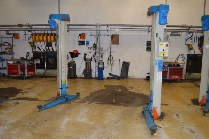 593856-1 2-pillar lift 2.8 tonnes OMCN 199D