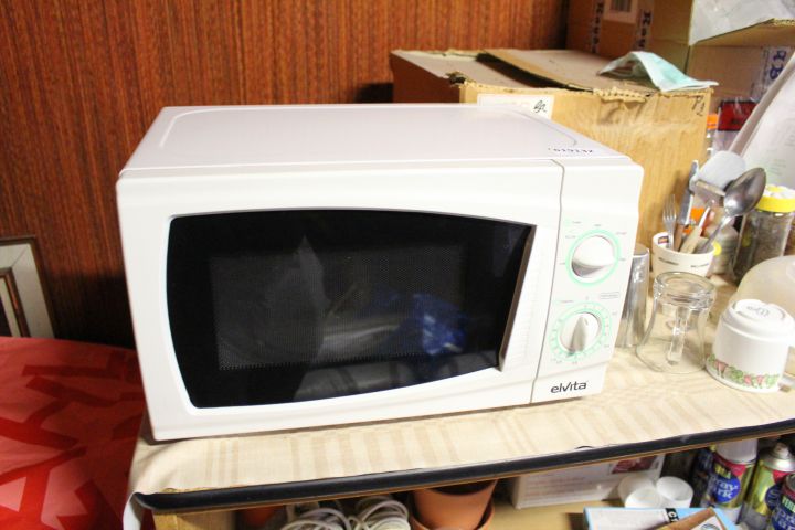 619132-1 Microwave ElVita