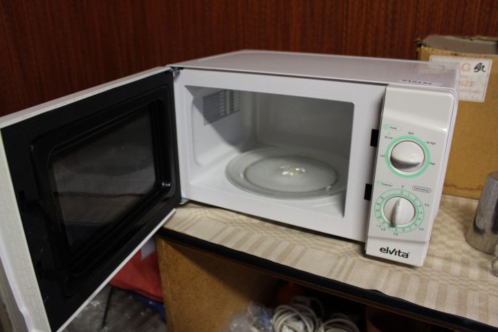 619132-2 Microwave ElVita