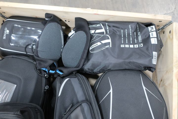 626251-5 Various motorcycle bags Shad