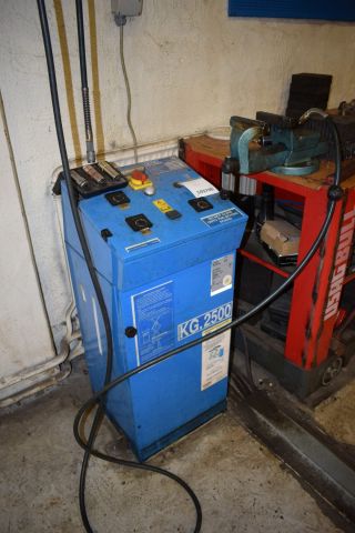 593740-7 Billyft (1) OMCN 707, 2500 kg