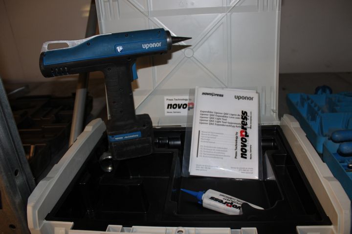 619284-1 Novapress electric pressing tool