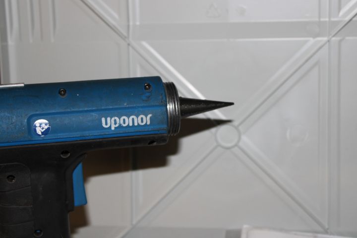 619284-3 Novapress electric pressing tool