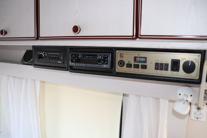 614304-23 KNAUS SUDWIND 540TKTL / M -90