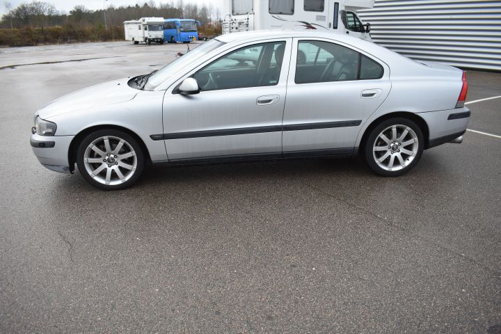 626344-3 VOLVO S60 2.4 (170hp) -02 (TEM732)