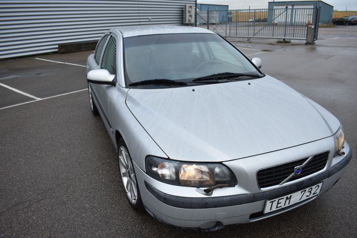 626344-9 VOLVO S60 2.4 (170hp) -02 (TEM732)