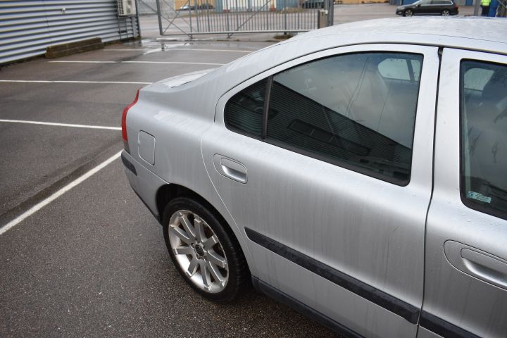 626344-13 VOLVO S60 2.4 (170hp) -02 (TEM732)