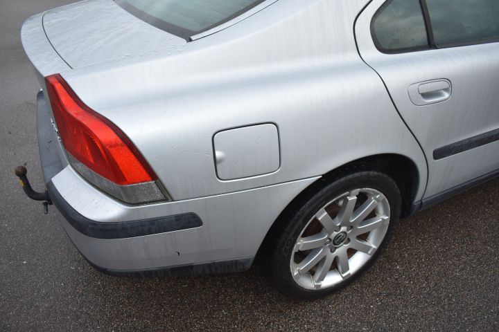 626344-14 VOLVO S60 2.4 (170hp) -02 (TEM732)