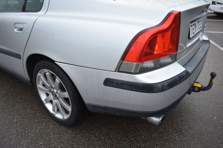 626344-15 VOLVO S60 2.4 (170hp) -02 (TEM732)
