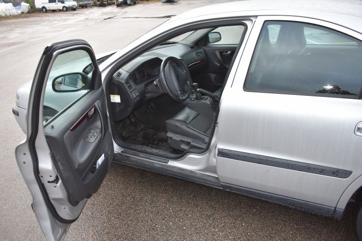 626344-22 VOLVO S60 2.4 (170hp) -02 (TEM732)