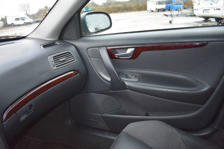 626344-32 VOLVO S60 2.4 (170hp) -02 (TEM732)