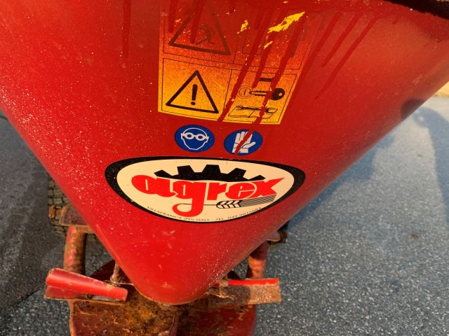 630553-20 Iseki TXG 23 with folding plow and salt / sand spreader