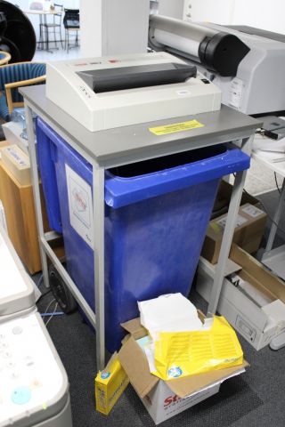 368825-2 Document shredder on stand, HSM 386.2