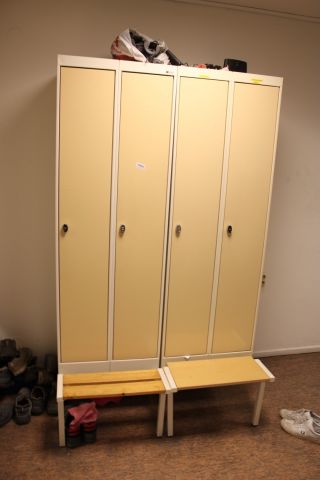 368854-4 Dressing cabinet, a total of 23 compartments.