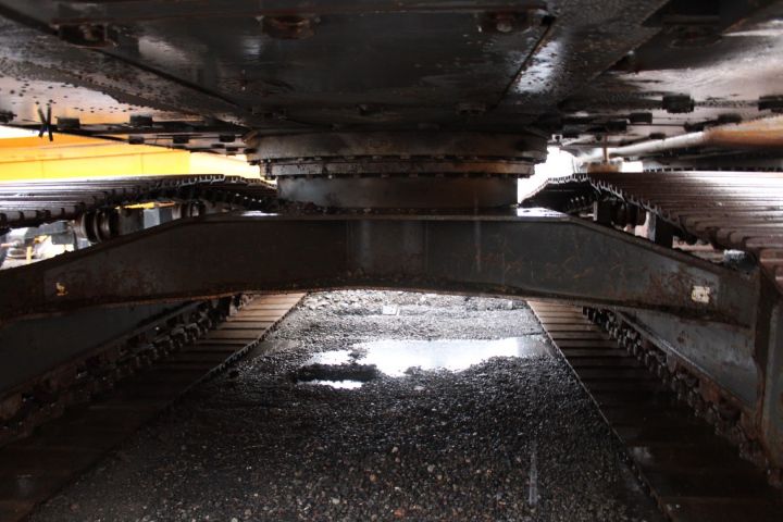 626504-15 Crawler excavator Volvo EC-240B LR -2004 (long range, approx. 9400h, S60 bracket)