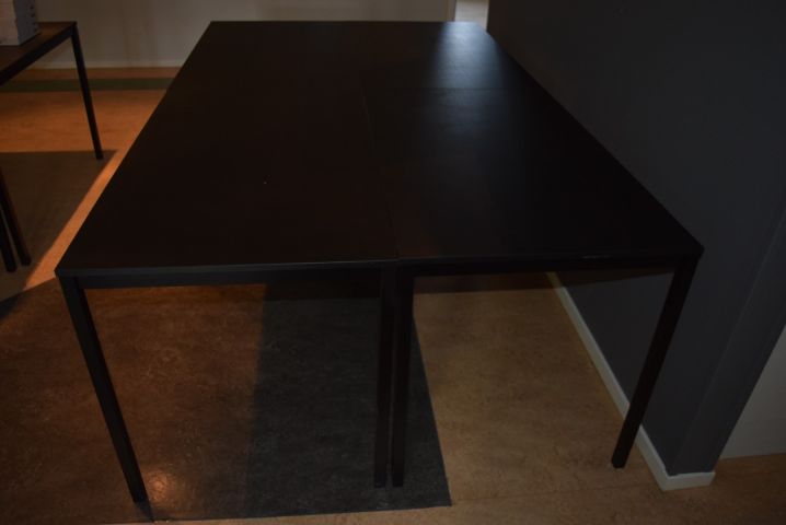 571997-4 Table 110x67 cm - 4 pieces