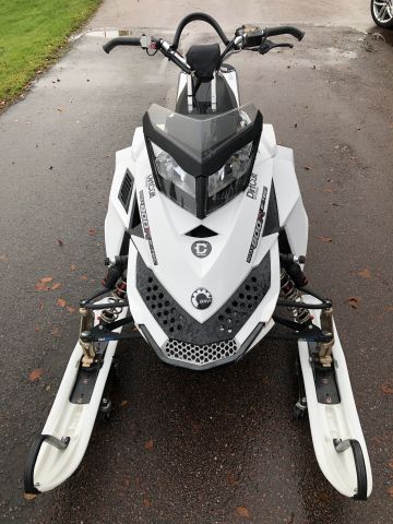 631065-2 Snowmobile - Ski-Doo Freeride 800 E-Tec 146" -12