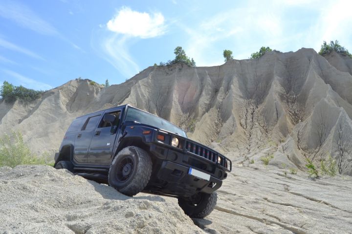 631072-1 Hummer H2 ALL BLACK 6.0 Vortec 243kW