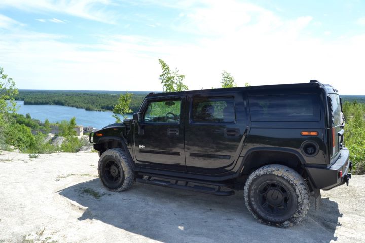 631072-5 Hummer H2 ALL BLACK 6.0 Vortec 243kW