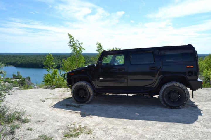 631072-7 Hummer H2 ALL BLACK 6.0 Vortec 243kW