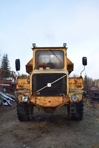 631184-3 Dumper Volvo BM 861