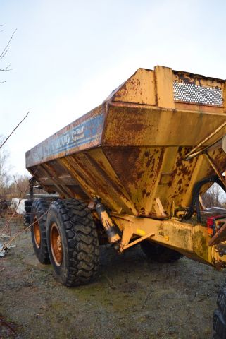 631184-16 Dumper Volvo BM 861