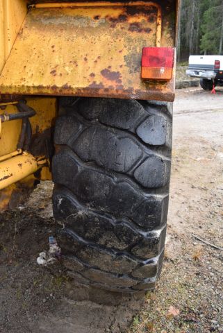 631184-20 Dumper Volvo BM 861