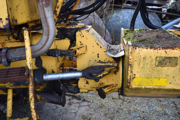 631184-30 Dumper Volvo BM 861