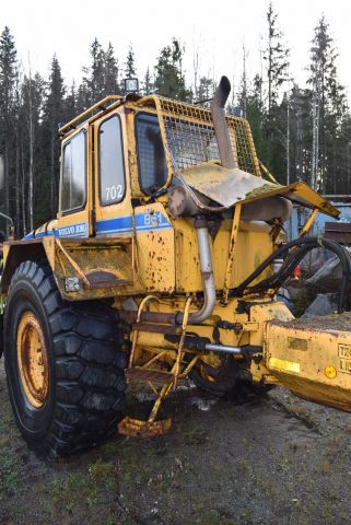 631184-40 Dumper Volvo BM 861