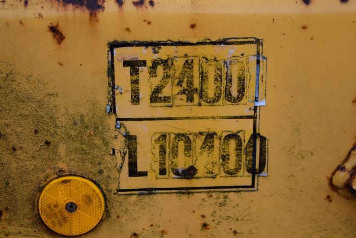 631184-55 Dumper Volvo BM 861