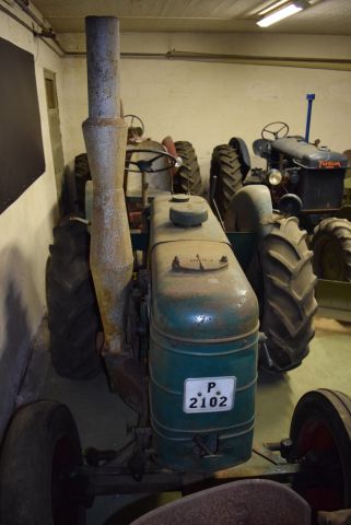 631187-5 Veteran Tractor Field Marshall Series 2 - 1950