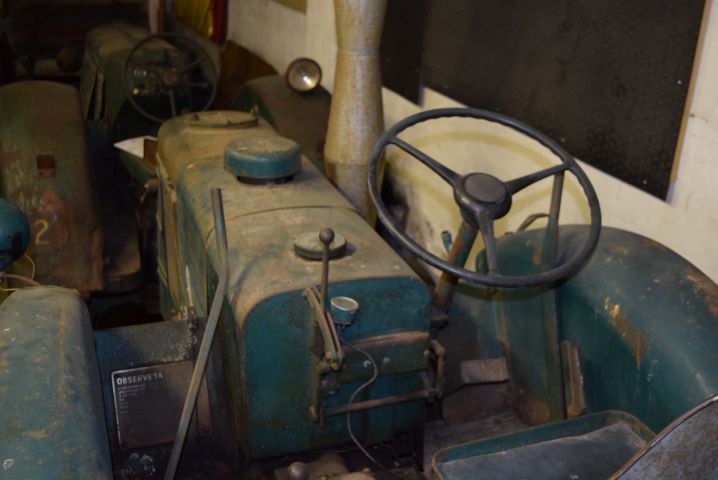 631187-15 Veteran Tractor Field Marshall Series 2 - 1950