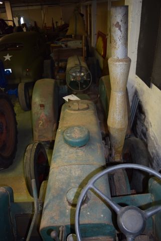 631187-21 Veteran Tractor Field Marshall Series 2 - 1950