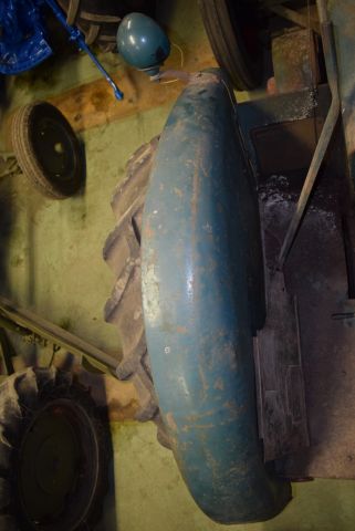 631187-32 Veteran Tractor Field Marshall Series 2 - 1950