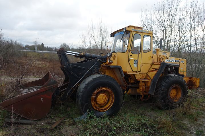 631199-1 Volvo LM 1240