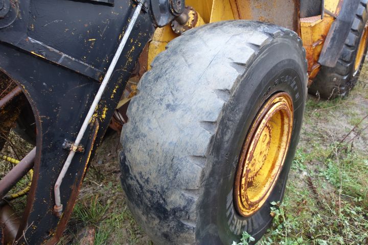 631199-6 Volvo LM 1240