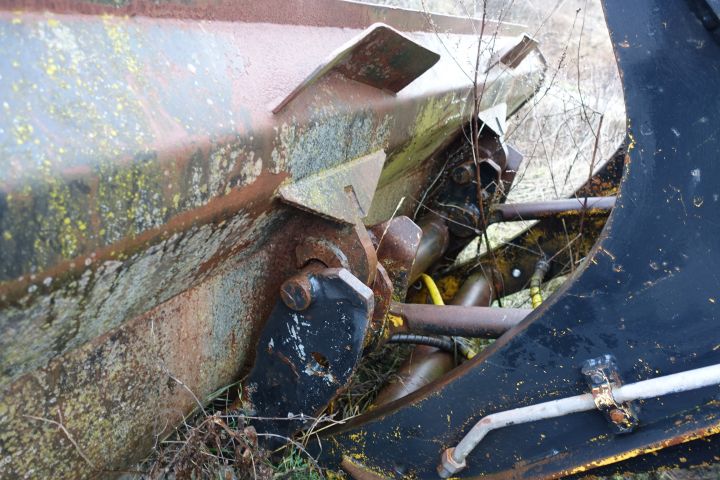 631199-9 Volvo LM 1240