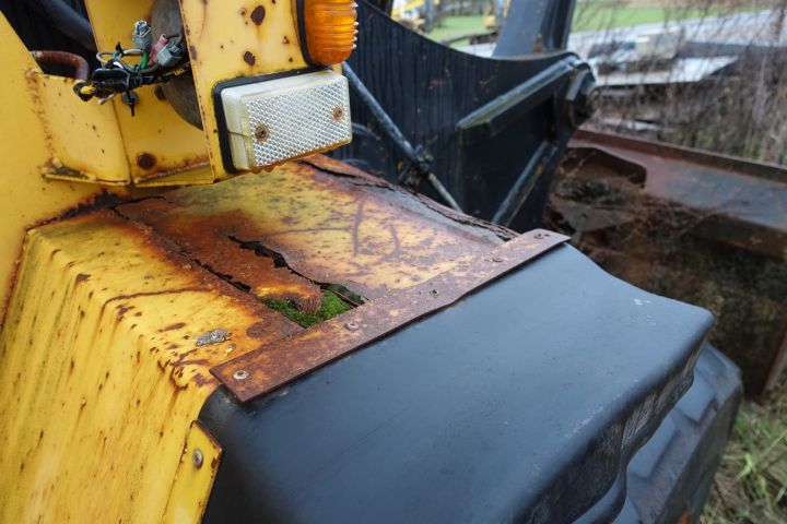 631199-10 Volvo LM 1240